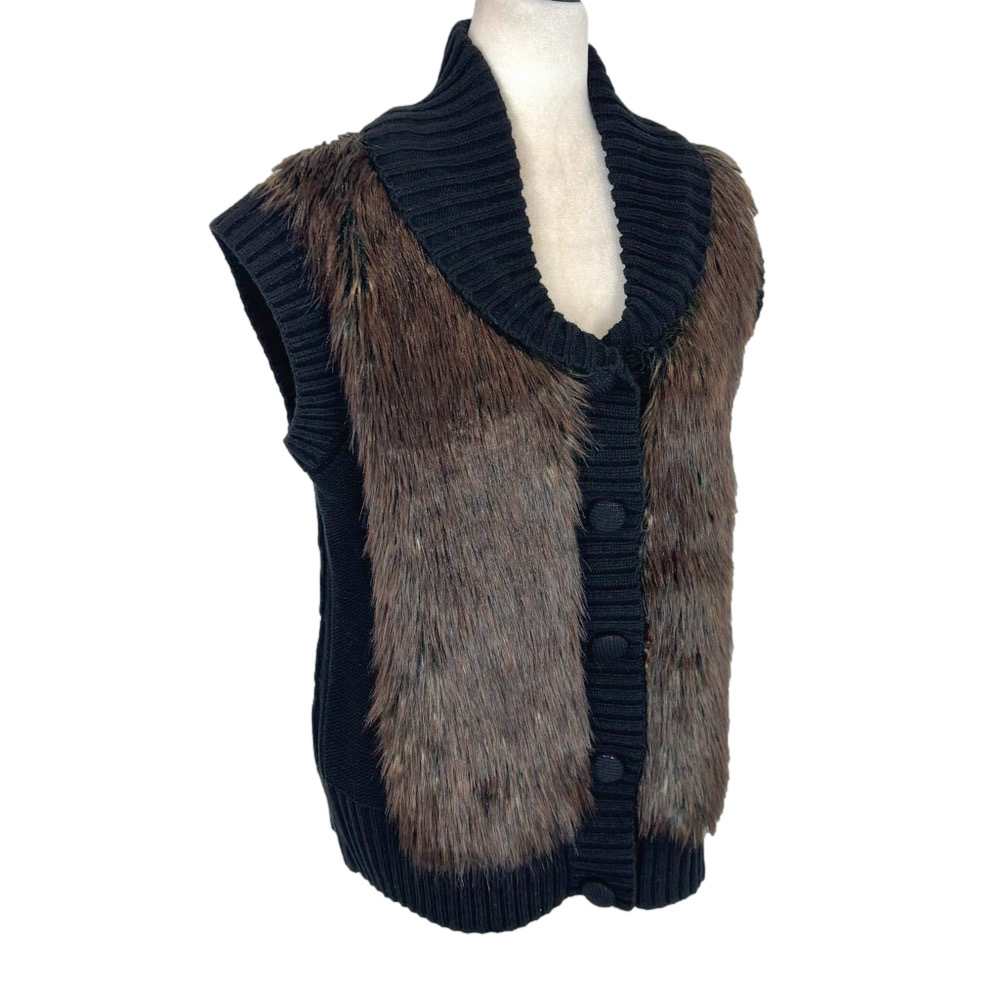 Lavena black knit with faux fur vest